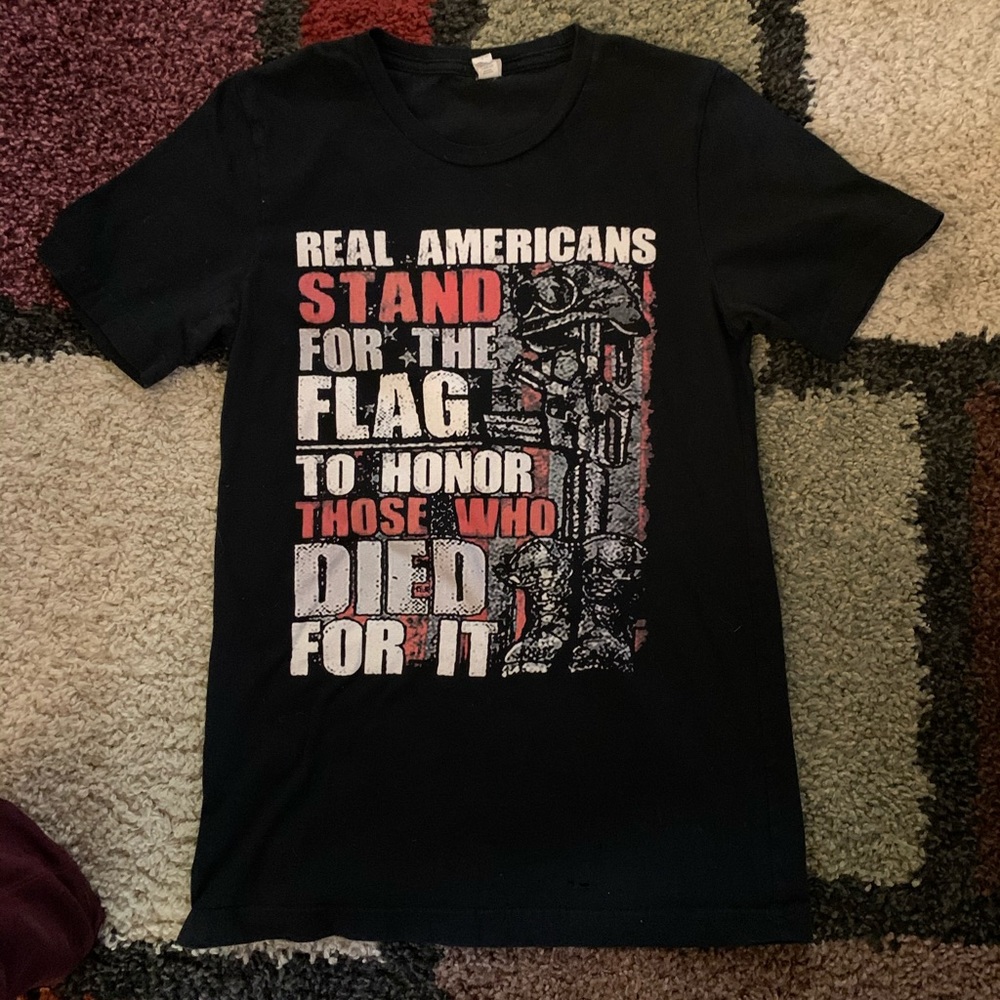 Graphic T-shirt T4